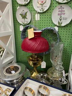 Aladdin Oil Lamp Red Swirl Shade