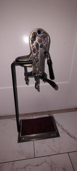 VINTENERS WINE OPENER