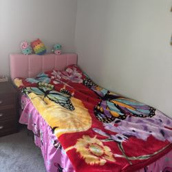 Twin Bed With Mattress Very Clean