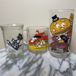 Lot of Vintage Glasses/Tumblers/Jar - 3