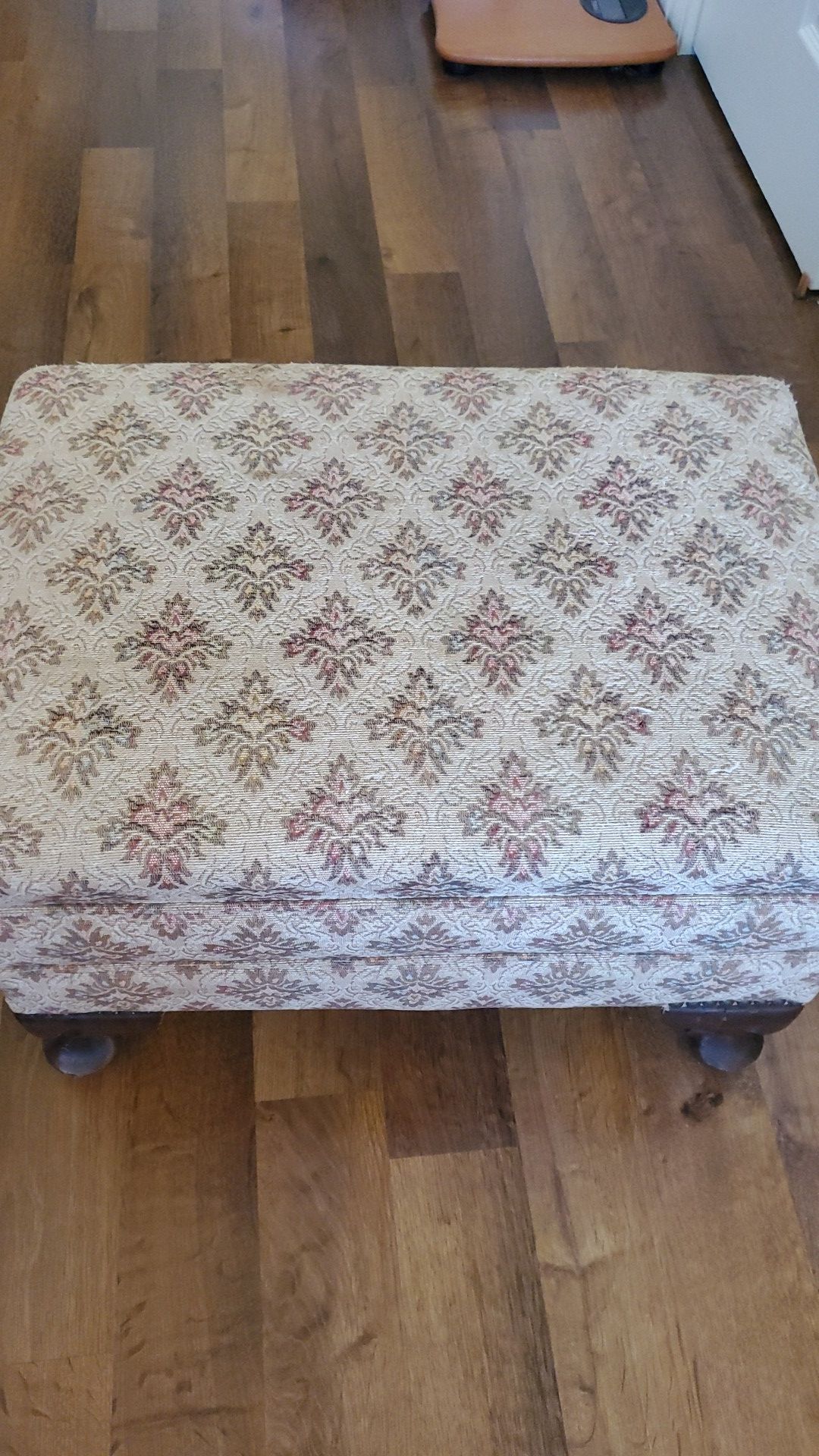 Small ottoman16 by 21 14 high