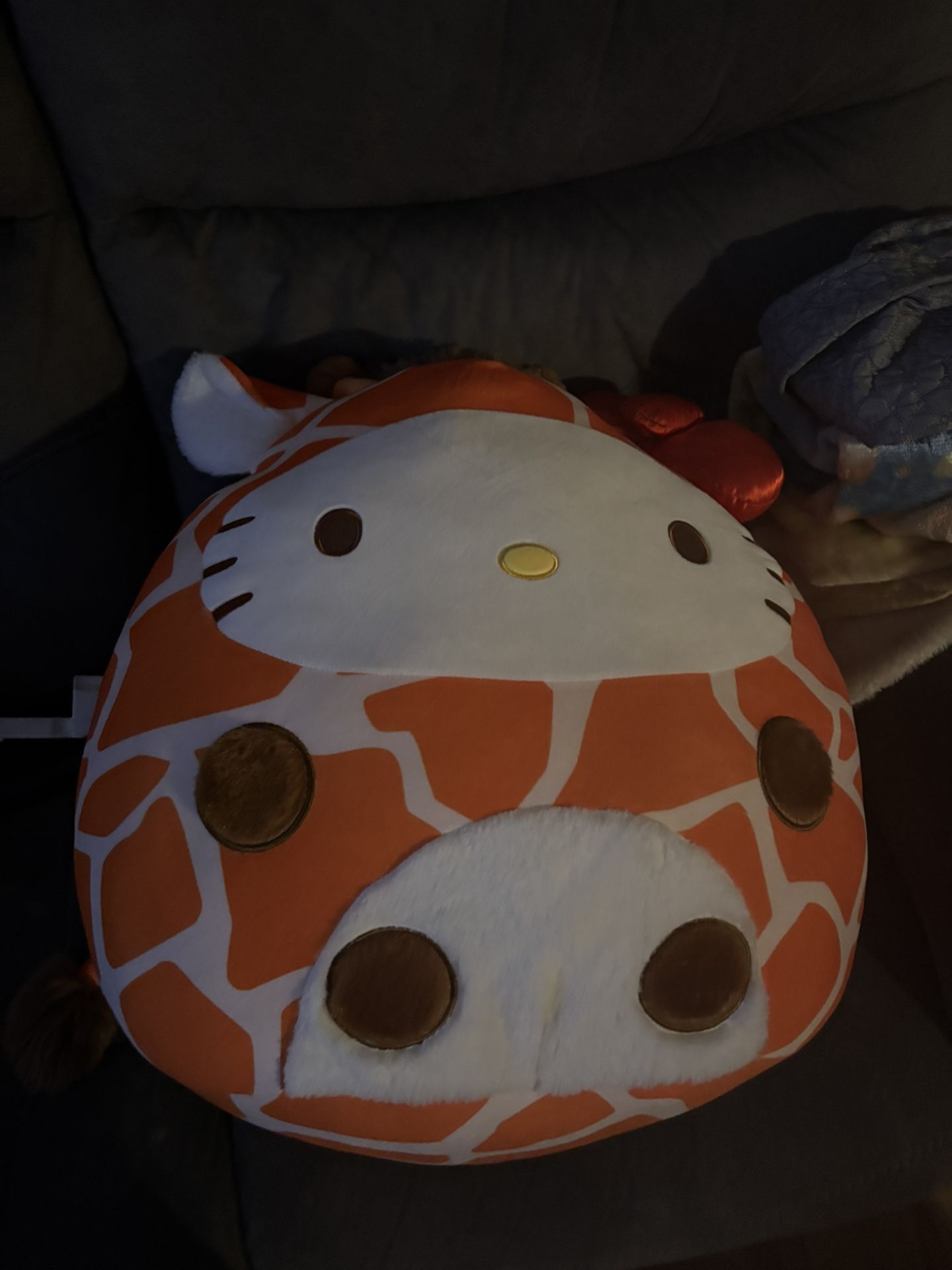 hello kitty giraffe squishmallow