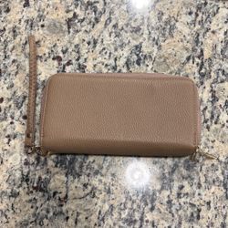 Free Brown Wristlet