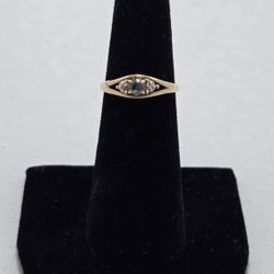 Woman's Ring