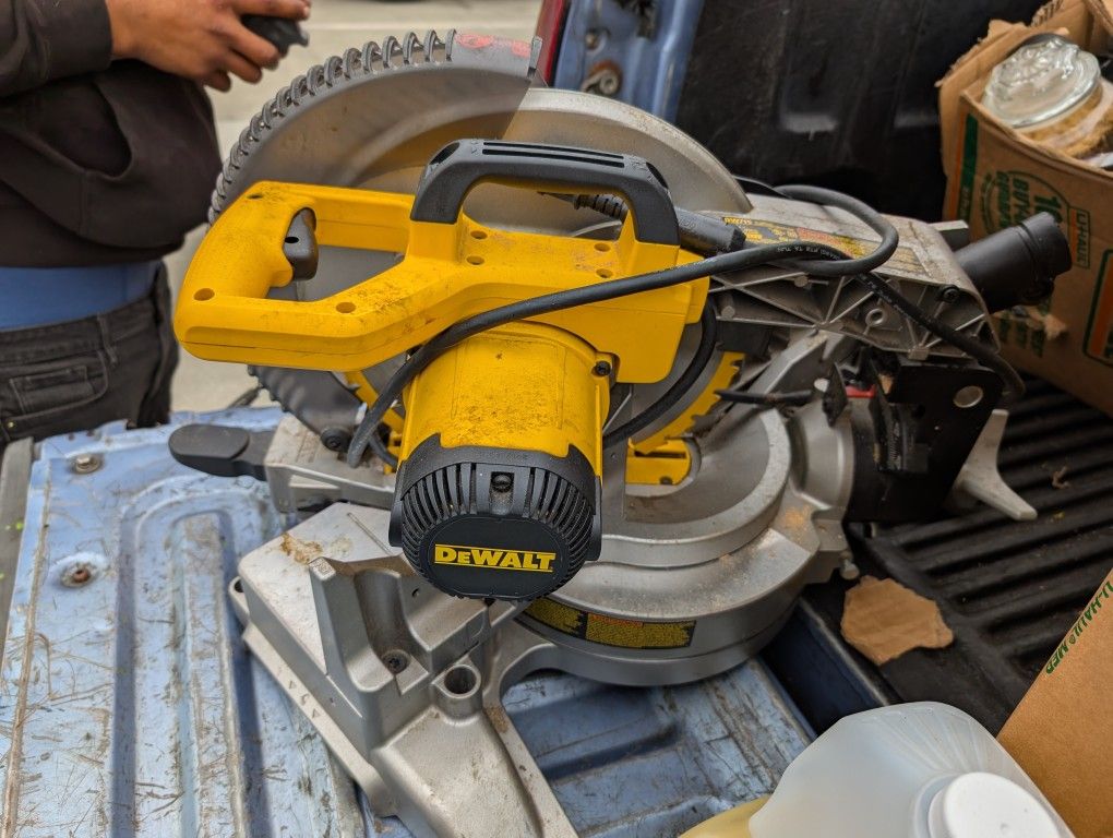 DeWalt