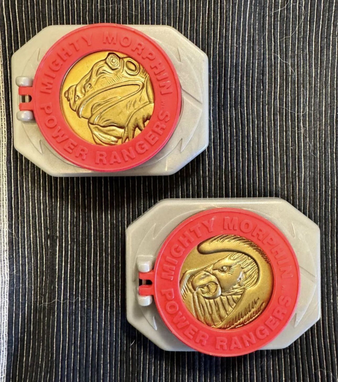 (2) Vintage 1995 Mighty Morphin Power Ranger Buckle w/ Coins