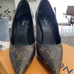 Louis Vuitton High Heels
