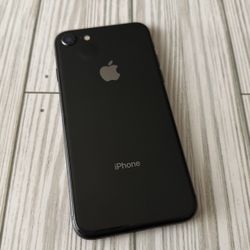 iPhone  8  (64GB) UNLOCKED  🌎 DESBLOQUEADO  For All Carriers  🔥