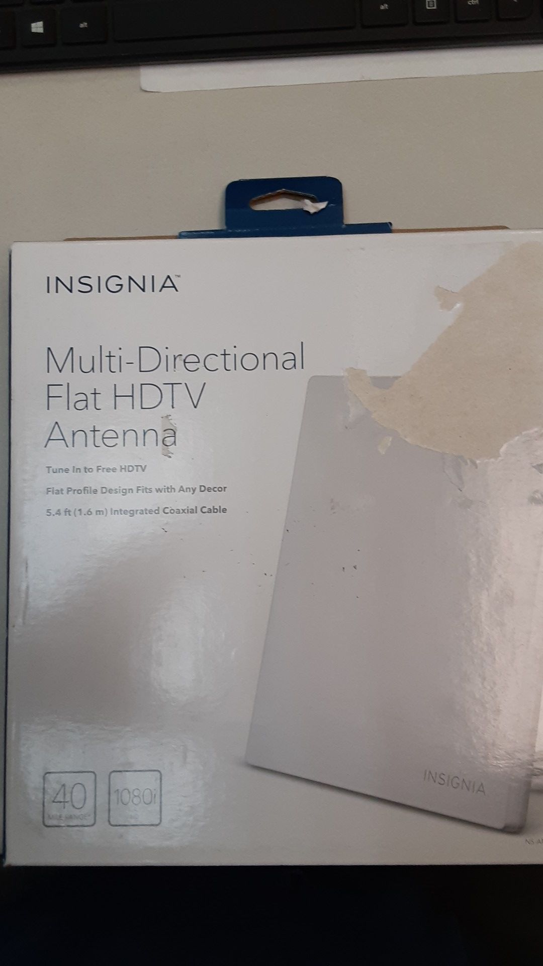 Multi directional flat HDTV antenna.