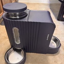 Gardner Pet Automatic Gravity Food Feeder and Water Dispenser