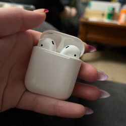 Airpods with Charging Case - White