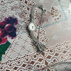 Gloria Vanderbilt Eternity Watch Women Swarovski Crystal