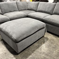 Thomasville gray 6 piece modular sectional