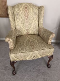 Armed Accent Chair