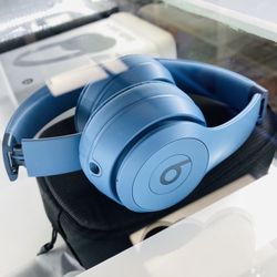 Beats Solo 4