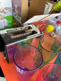 ALL $5 Toaster, glasses & plastic tumbler