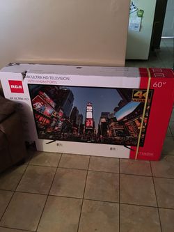 60 4K TV by RCA
