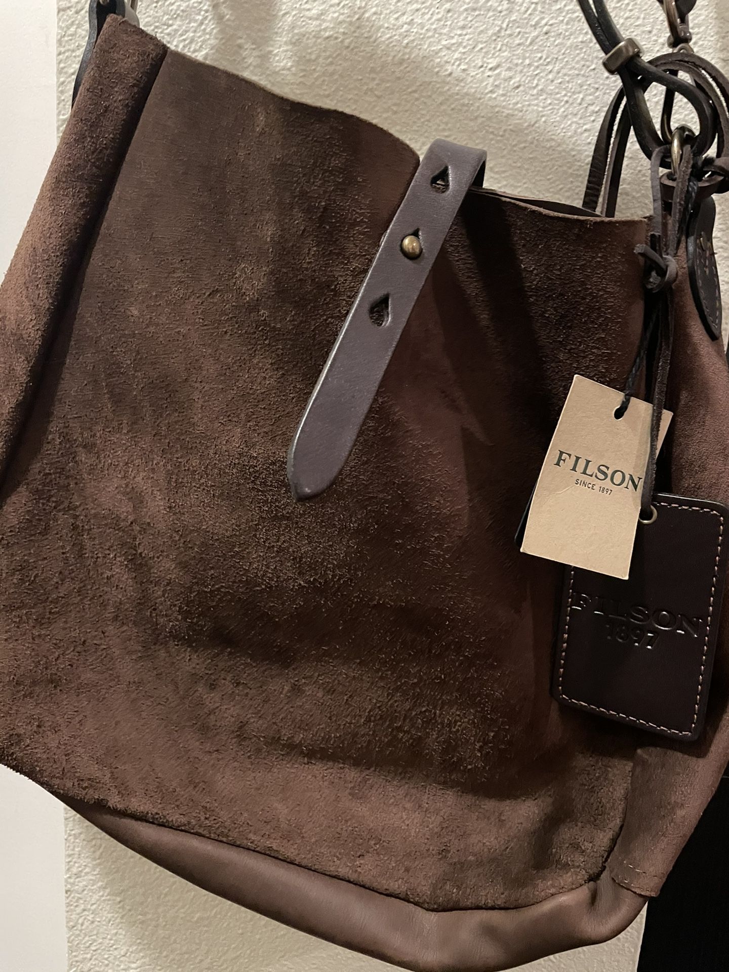New Filson - Rugged Suede and Leather Hobo Shoulder Bag - Dark 