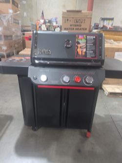 Weber Genesis E-330 Stealth Edition Gas Grill –