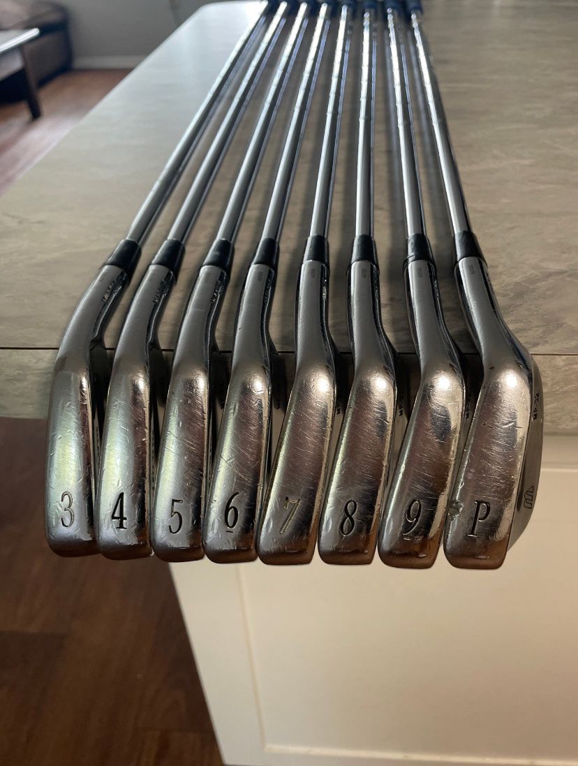 Golf 8 Club Iron Set 3-Pw 