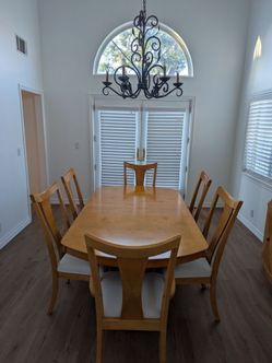 Dining Table, 6 Chairs & China Cabinet