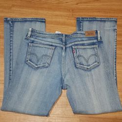 Levi's jeans size 9