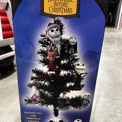 TIM BURTON'S NIGHTMARE BEFORE CHRISTMAS - Disney