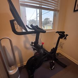 Peloton bike plus