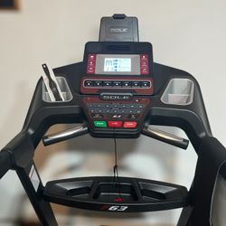 Sole F63 Treadmill 