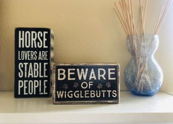 NEW Home Decor Horse Sign