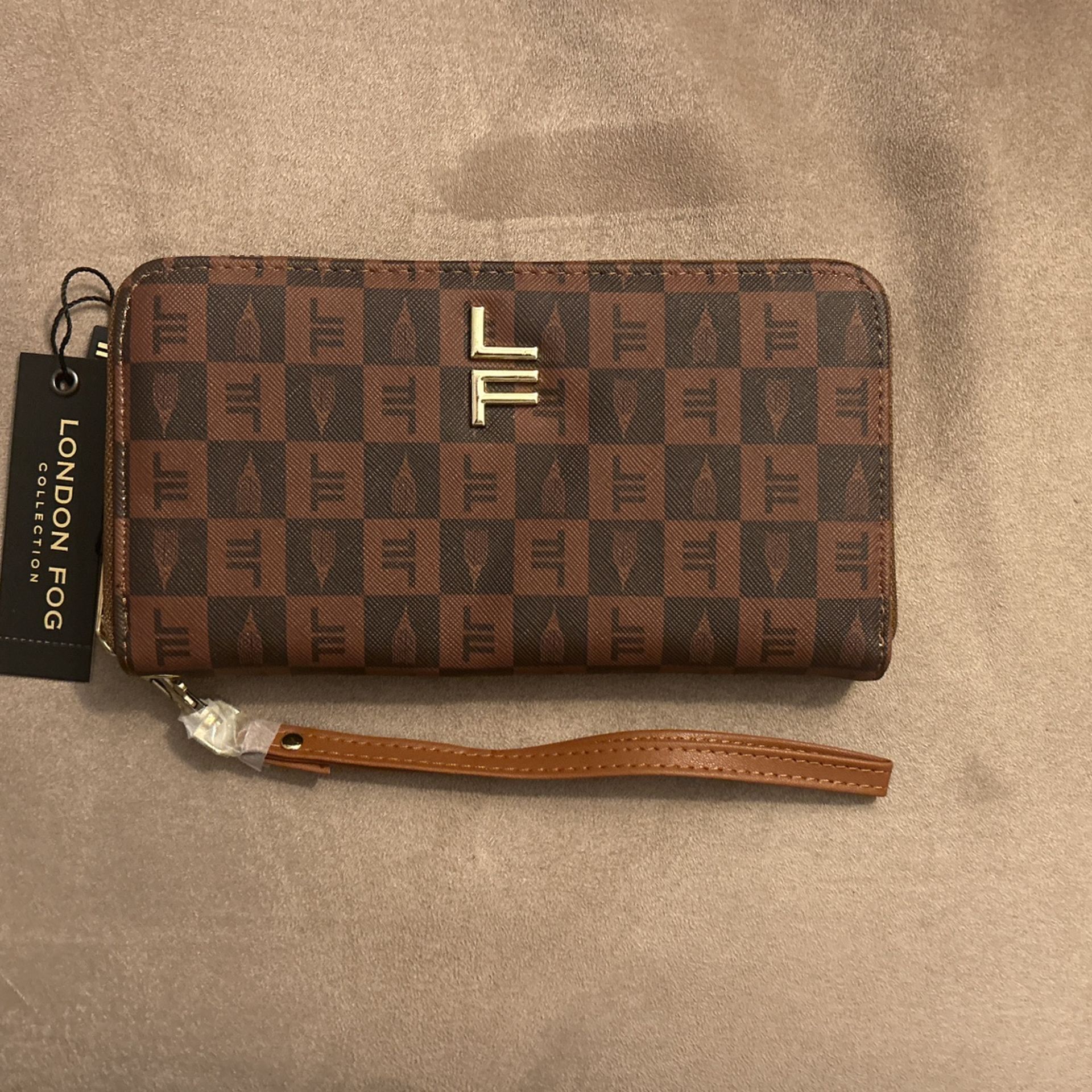 Brand New Women’s London Fog Wallet