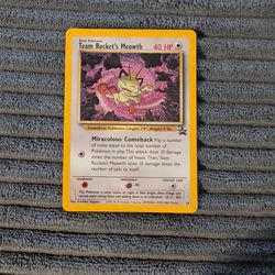 Team Rocket's Meowth 