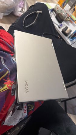 Yoga 7 windows 12 touchscreen labtop