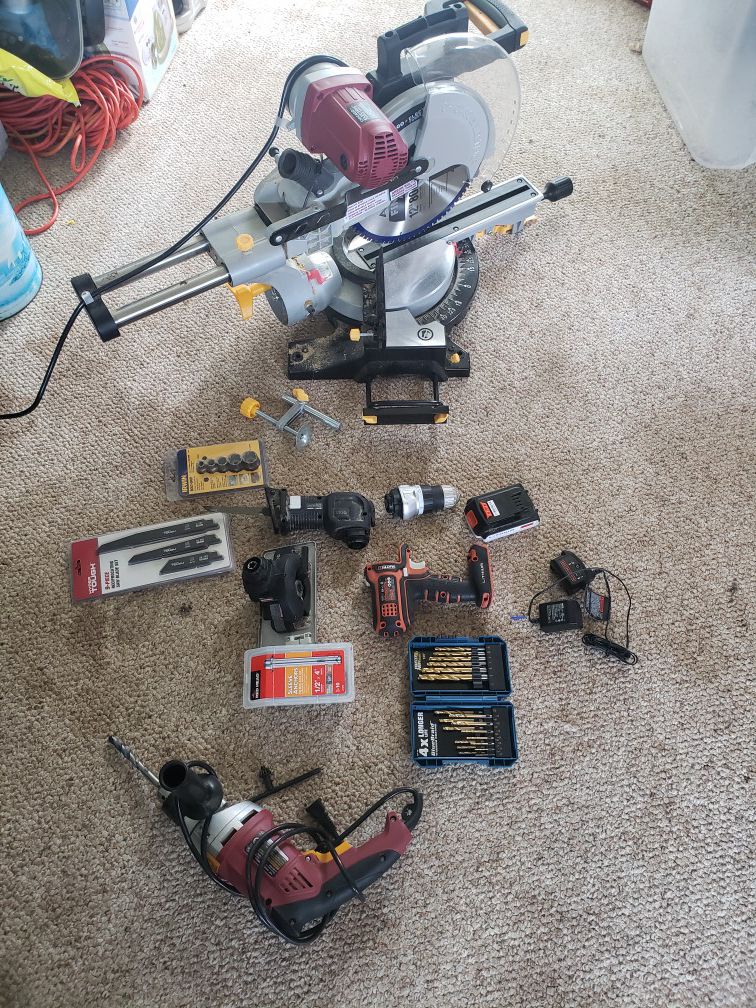 Power tools and accessories (all working)