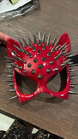 Gatto Cat Steampunk with Spike Red