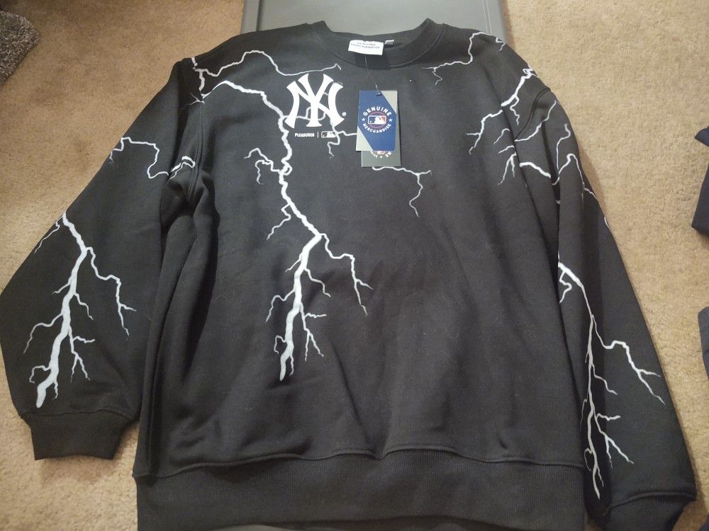 New York Yankees Pleasures Sweatshirt