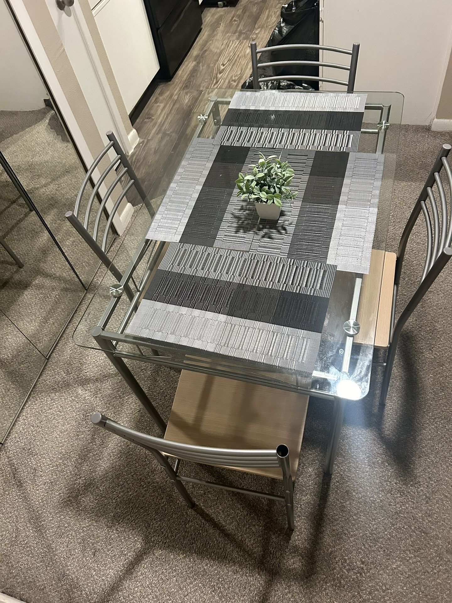 Dining Table Set