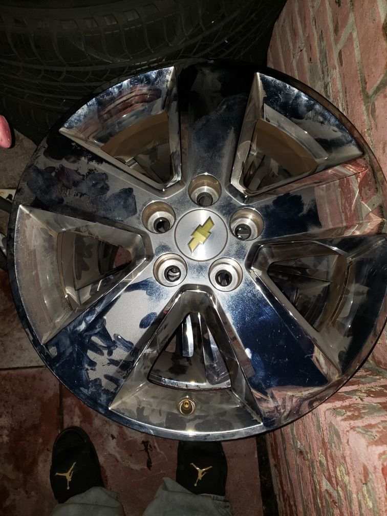 Chevy rims and tires / trade for 2 2014 impala rims