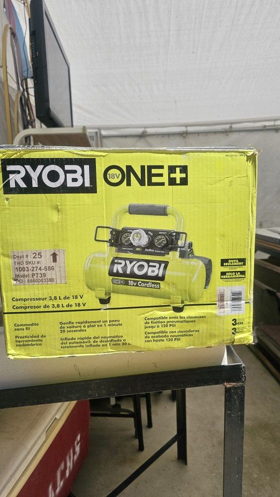 Ryobi Air Compressor/Compressor De Aire
