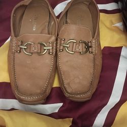 Donald Pliner Size 9