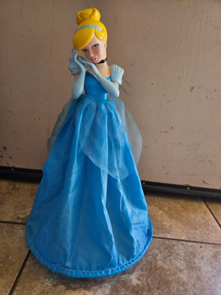 Cinderella Lamp Located In Mesa