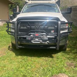 Push Bumper With LED Lights And Winch