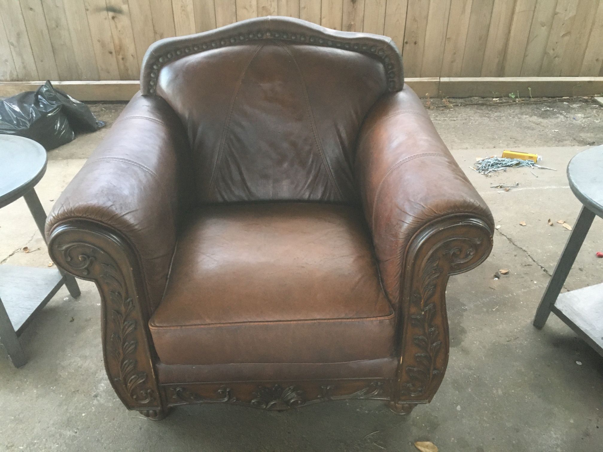 Single And Love Couch Bother Genuine Leather In Grate Shape From Gallery Furniture Real Leather 