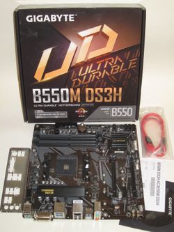 Gigabyte B550M DS3H AM4 Motherboard