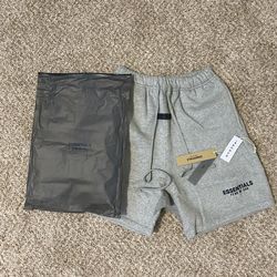 Essential grey shorts