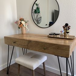 Modern Vanity / Mirror / Chair