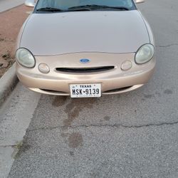 1996 Ford Taurus