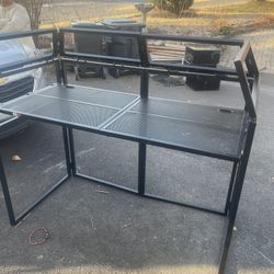 DJ Facade Metal Table 