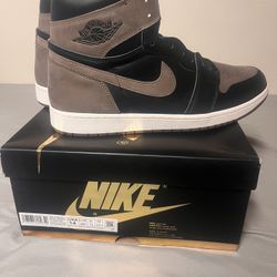 Jordan 1 High OG Retro Palomino size 14