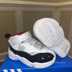 Toddler sz 6c Jordans